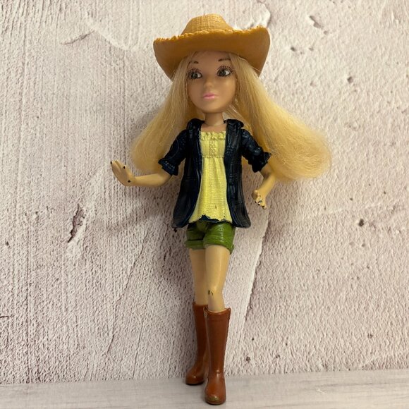 Liv Hayden Cowboy Hat Blonde Hair Doll Spin Master McDonalds 2011 (SKU: 266TO) - Picture 1 of 7
